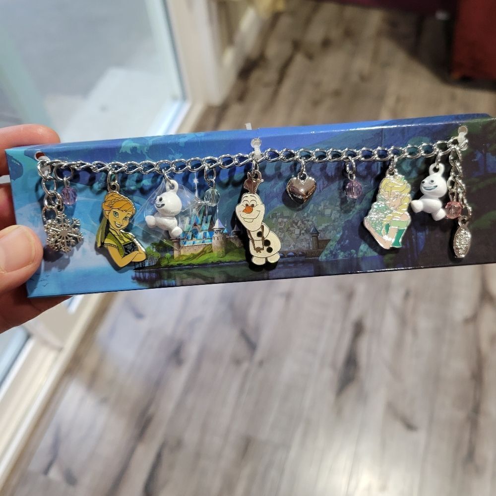 Disney frozen charm bracelet